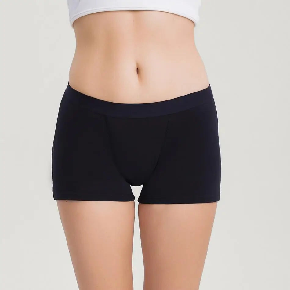 Schwarzer Inkontinenz-Boxer für Damen, Vorderansicht.