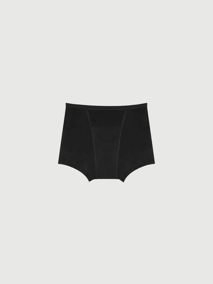 Schwarzer Inkontinenz-Boxer für Damen, Vorderansicht.